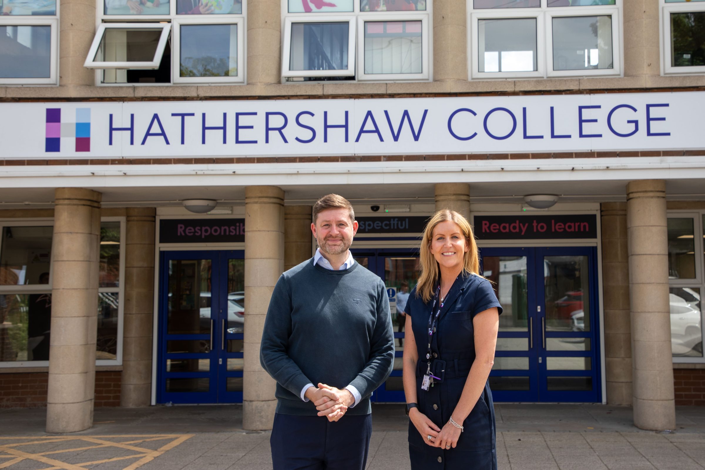 Hathershaw College Welcomes Jim McMahon MP to Discuss Vision for the Future
