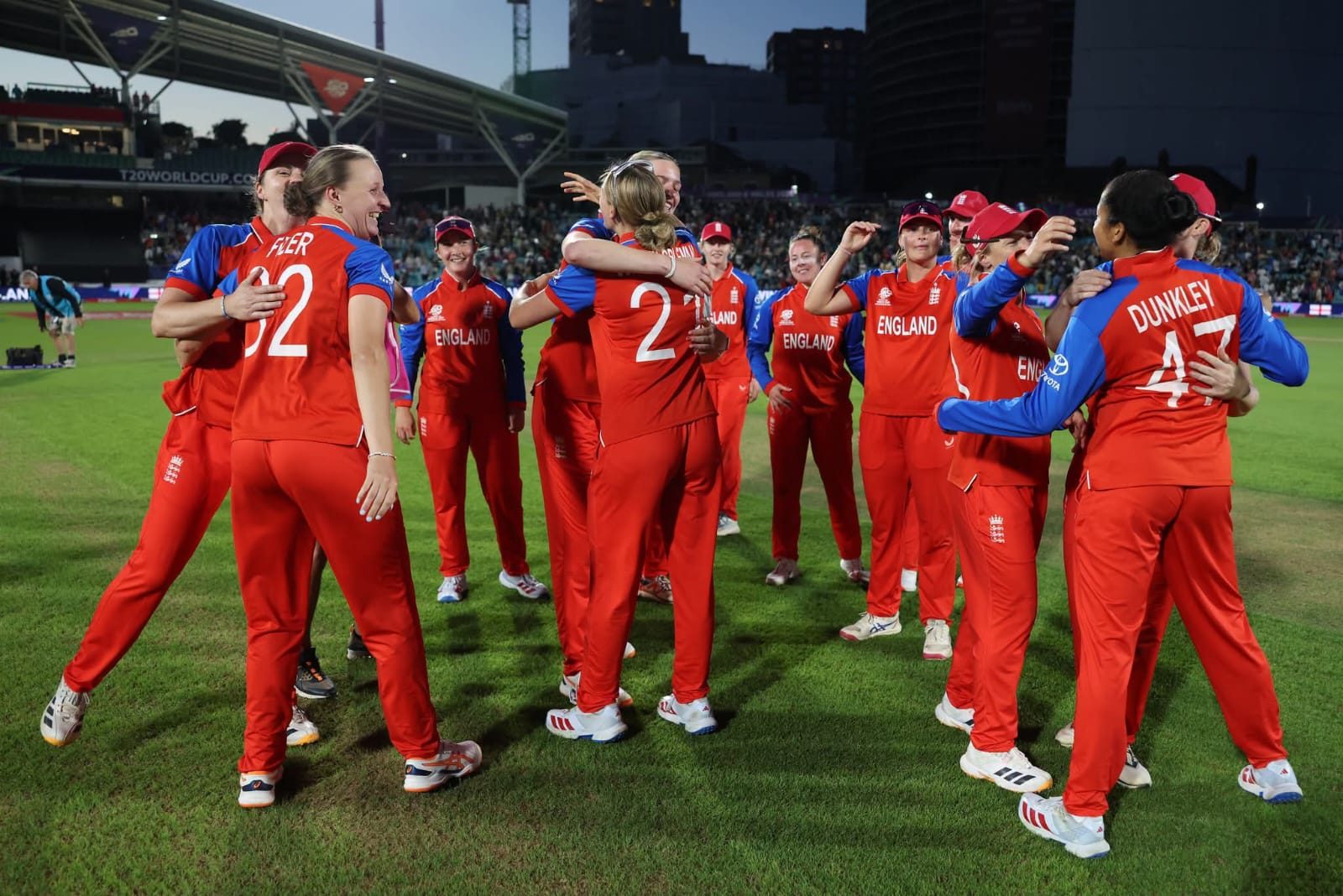 England Women Storm Into T20 World Cup Final After Dominant Win Over South Africa